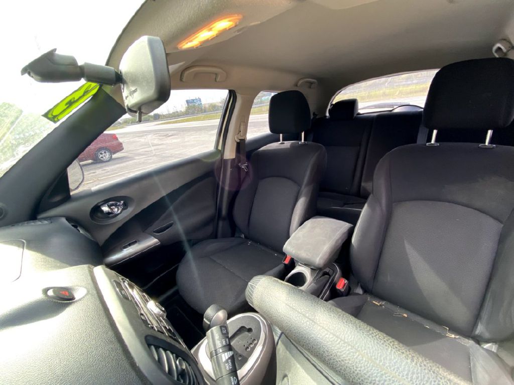 Photo 8 of this NISSAN JUKE