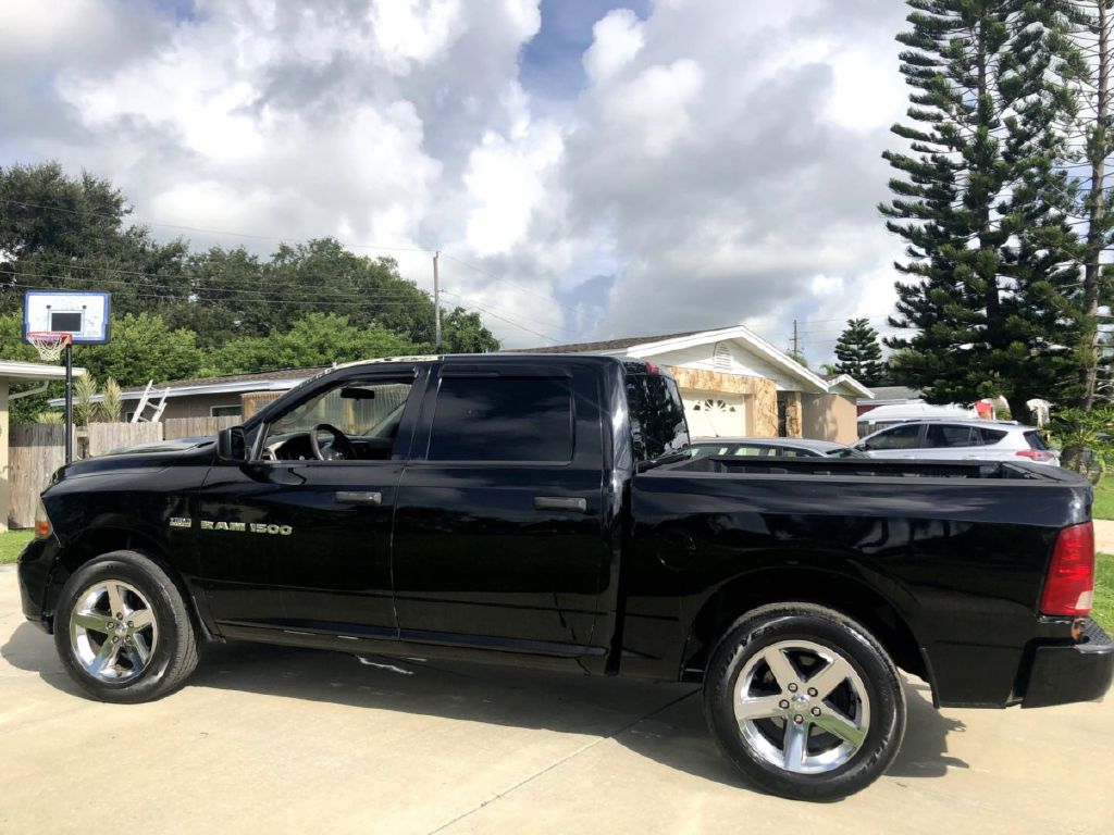 Photo 5 of this DODGE RAM 1500