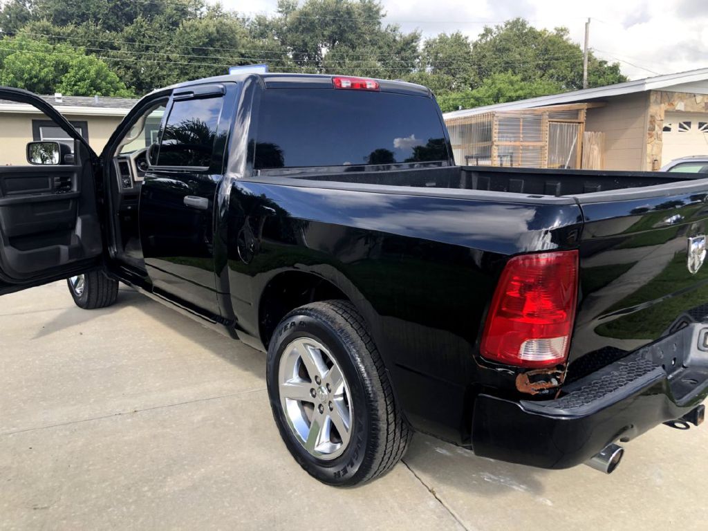 Photo 17 of this DODGE RAM 1500