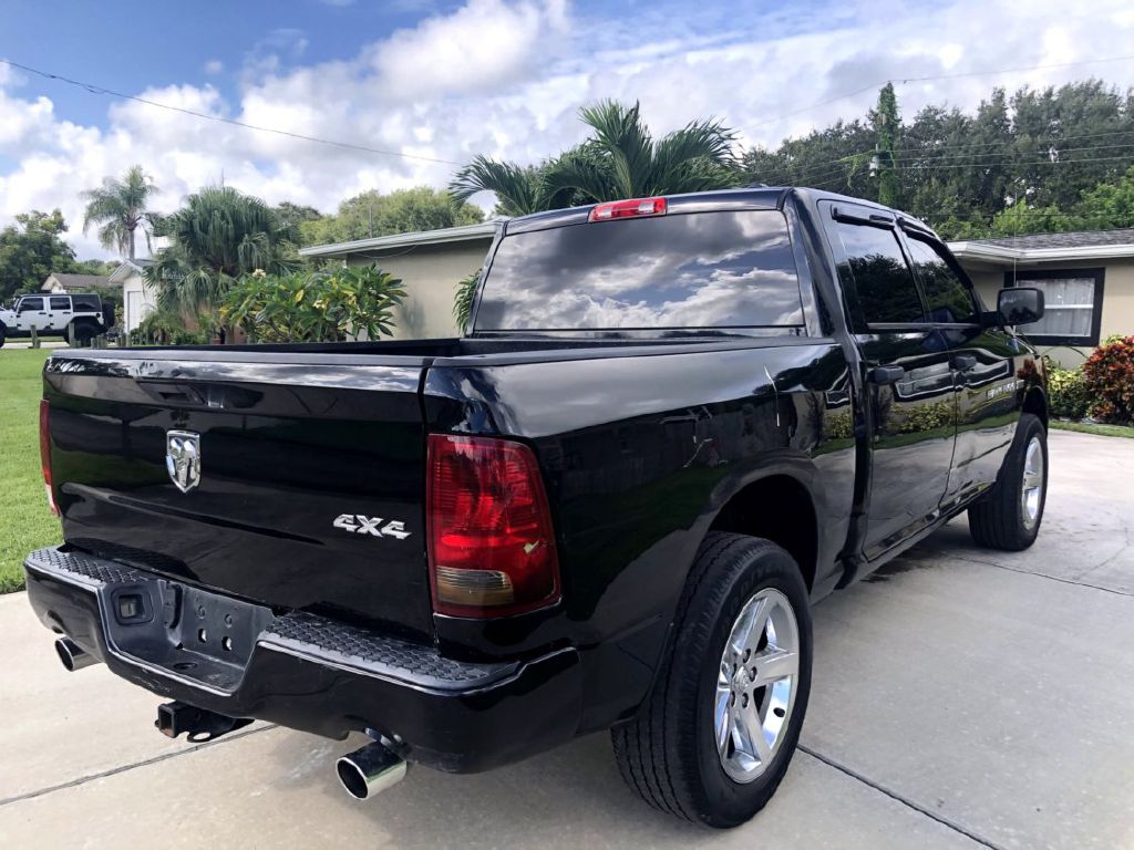 Photo 19 of this DODGE RAM 1500