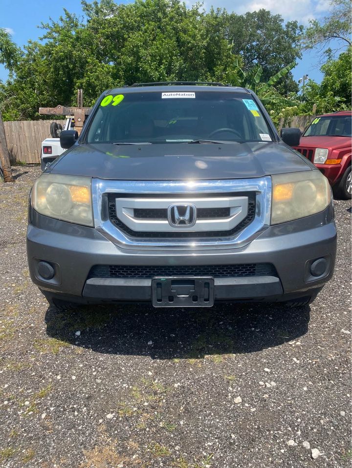 Photo 2 of this HONDA PILOT