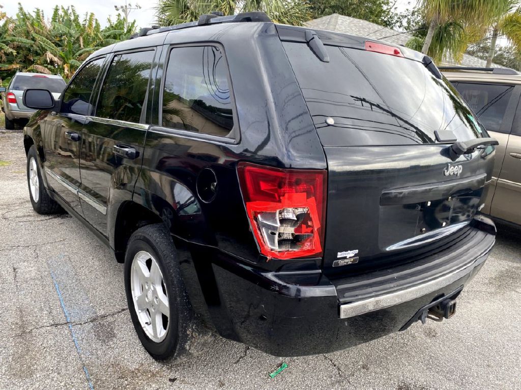 Photo 9 of this JEEP GRAND CHEROKEE