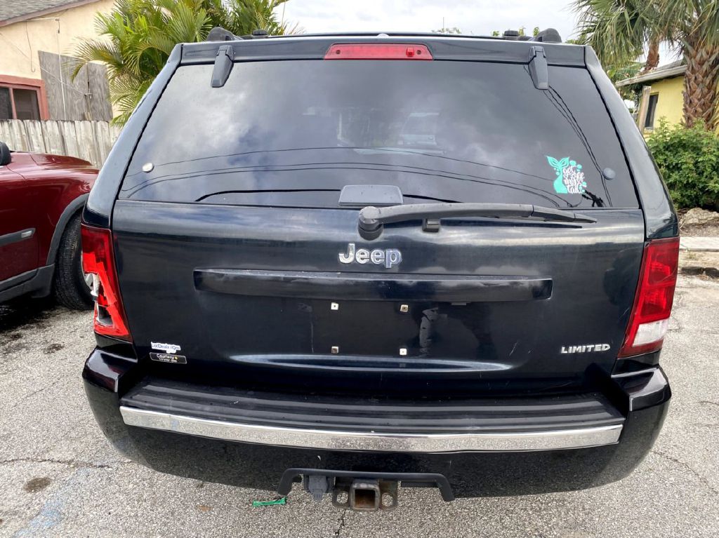 Photo 10 of this JEEP GRAND CHEROKEE