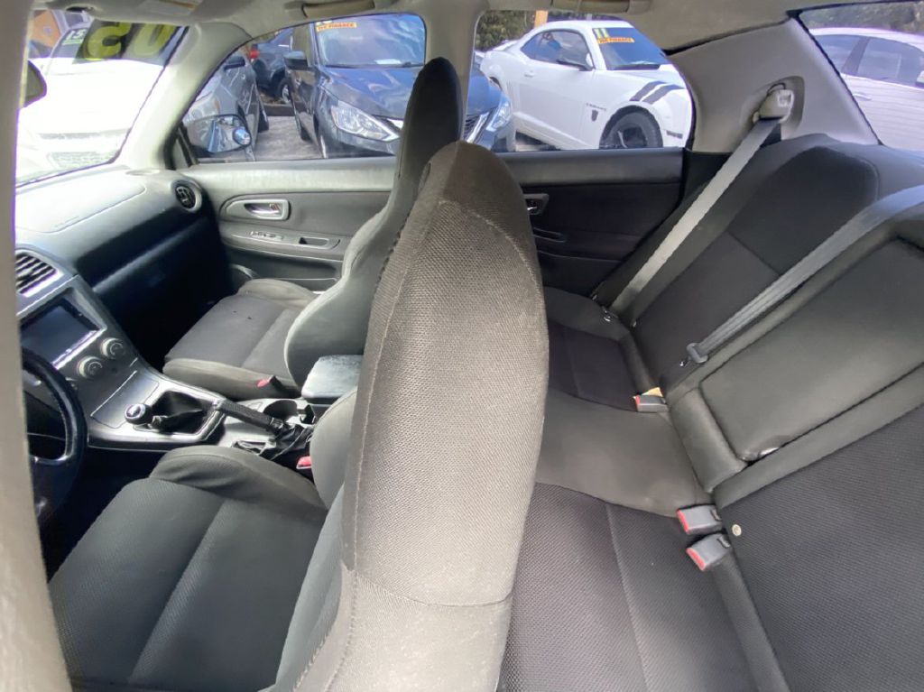 Photo 8 of this SUBARU IMPREZA