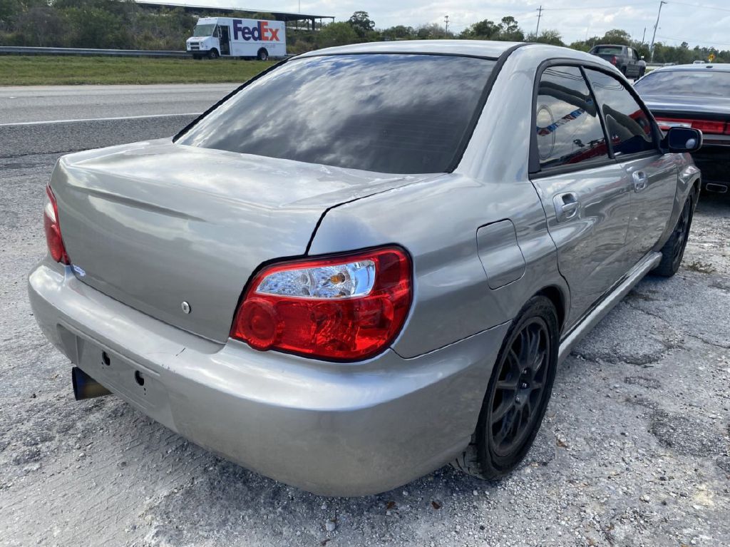 Photo 11 of this SUBARU IMPREZA