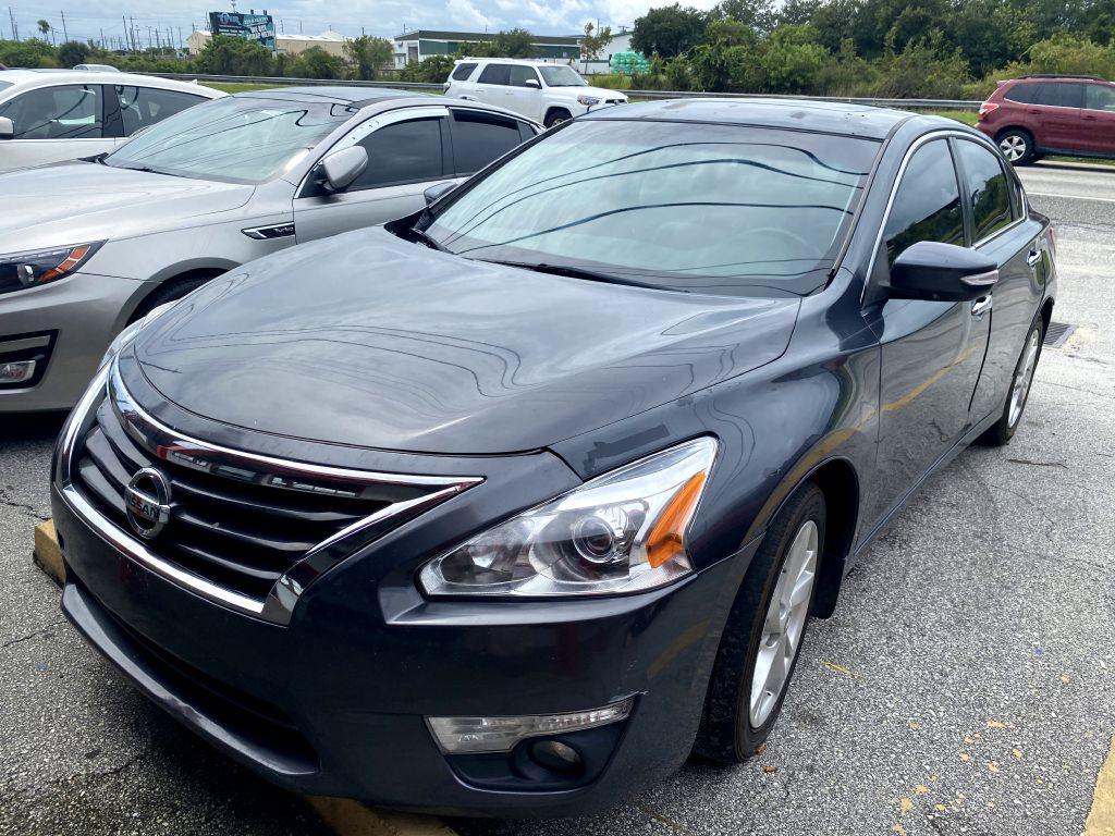 Photo 4 of this NISSAN ALTIMA