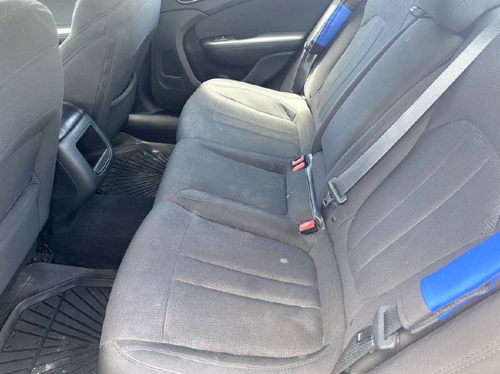 CHRYSLER 200 2015 CHRYSLER 200 1C3CCCAB7FN628563