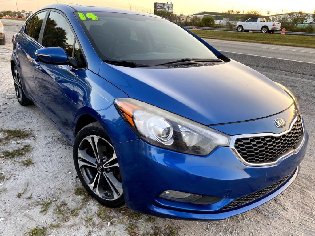 Photo 3 of this KIA FORTE