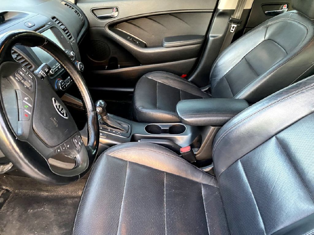 Photo 4 of this KIA FORTE