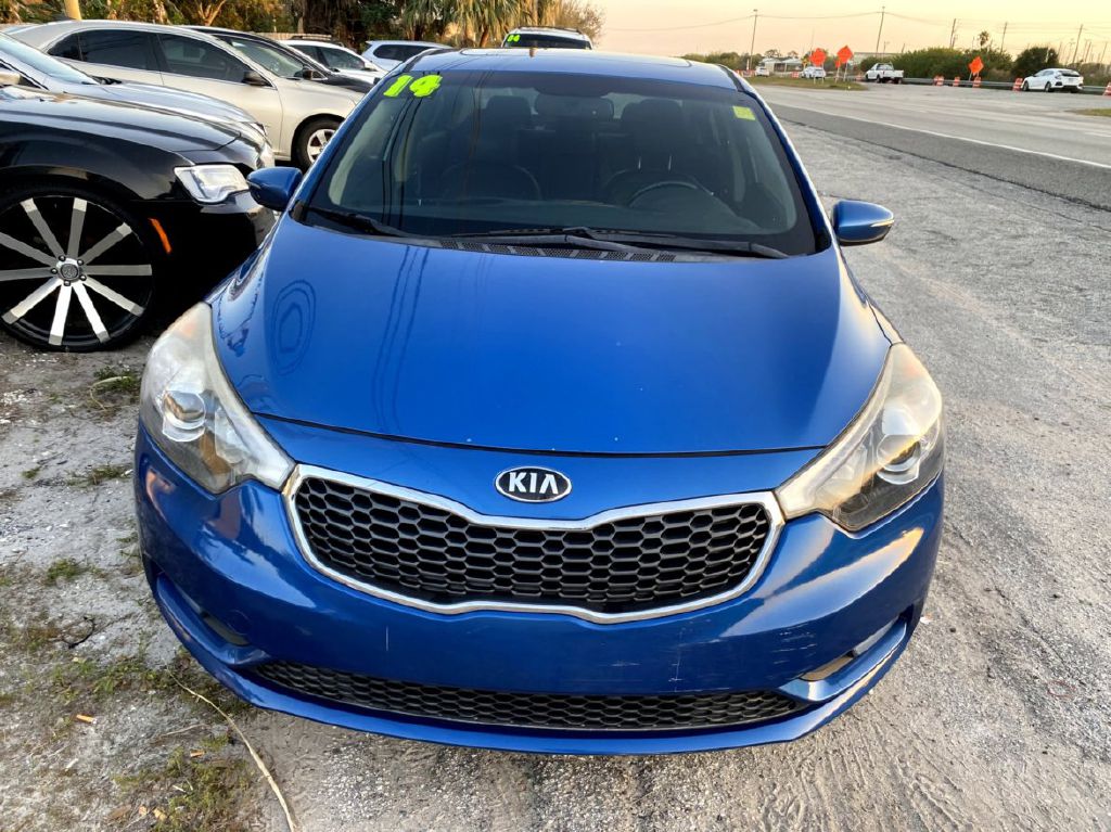 Photo 2 of this KIA FORTE