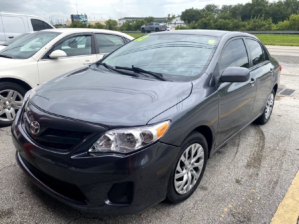 Photo 3 of this TOYOTA COROLLA
