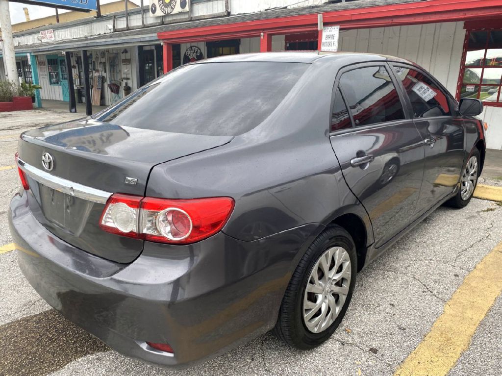 Photo 11 of this TOYOTA COROLLA