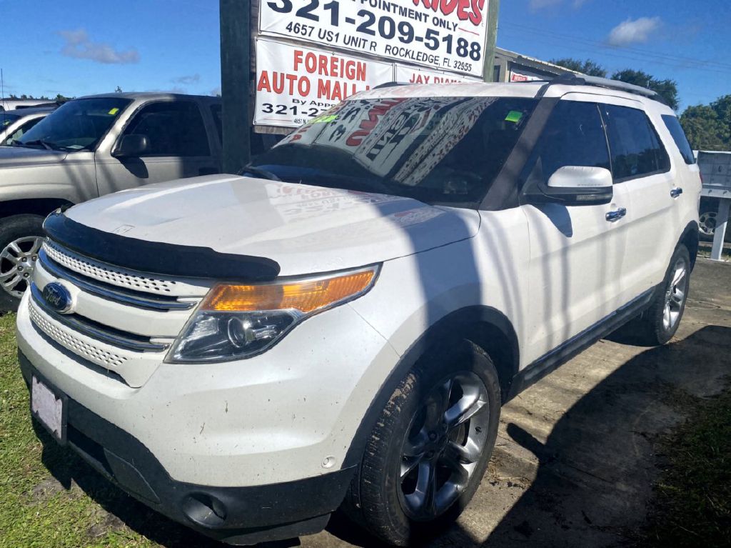 Photo 2 of this FORD EXPLORER
