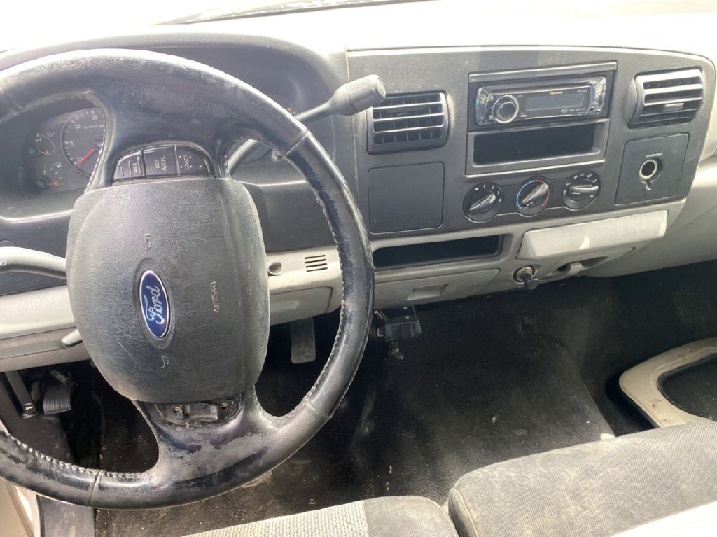 Photo 7 of this FORD F250