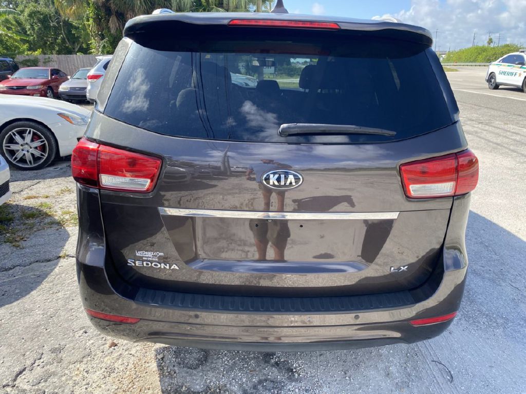 KIA SEDONA 2016 KIA SEDONA KNDMB5C18G6093905