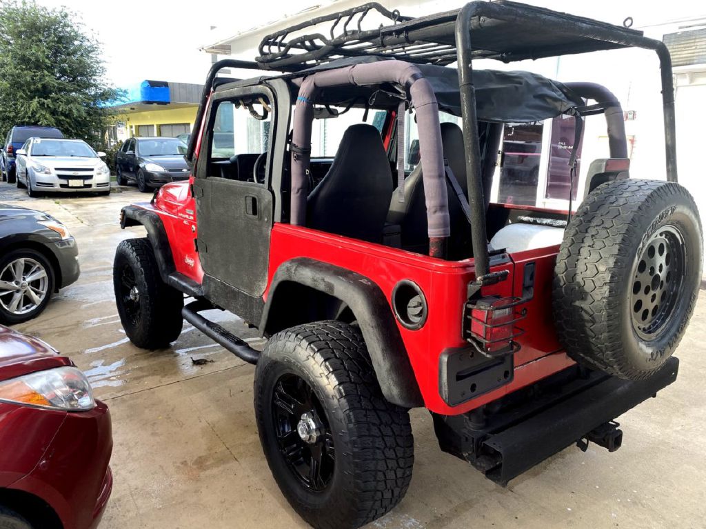 Photo 8 of this JEEP WRANGLER / TJ