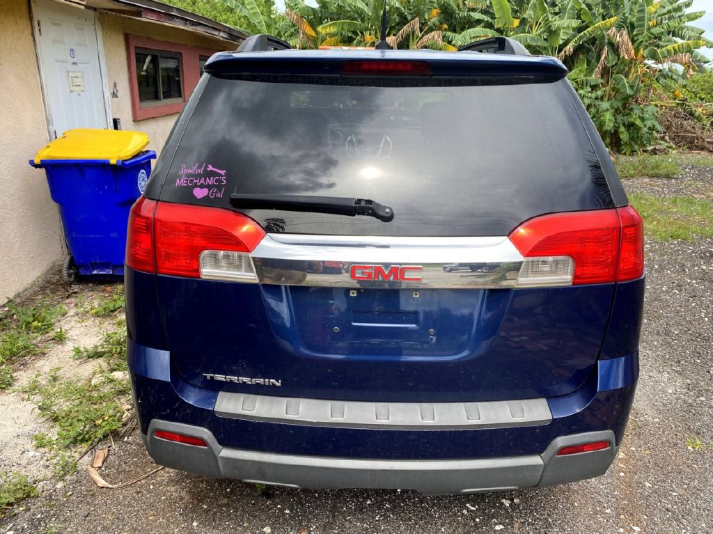 Photo 13 of this GMC TERRAIN