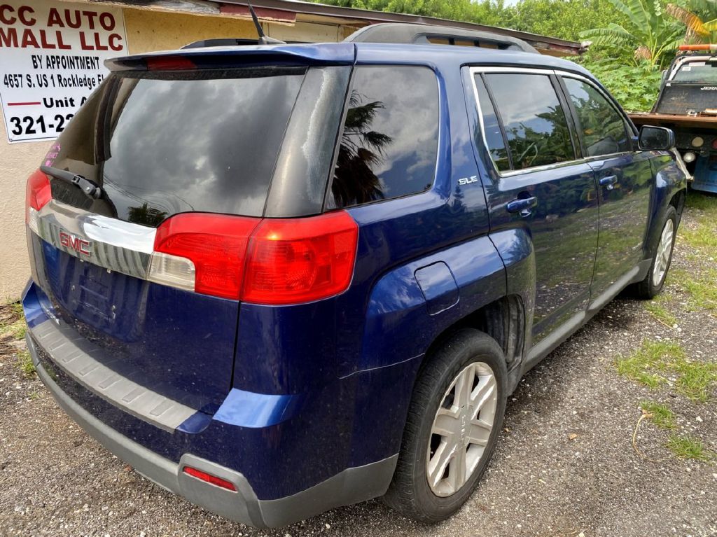 Photo 14 of this GMC TERRAIN