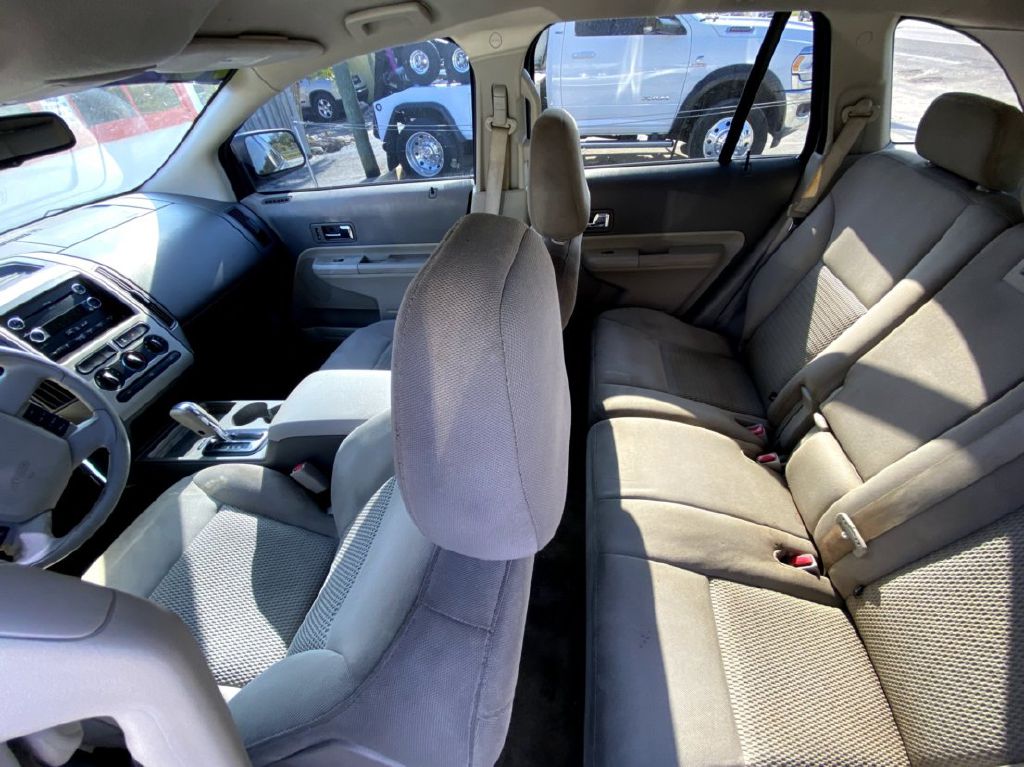 Photo 11 of this FORD EDGE