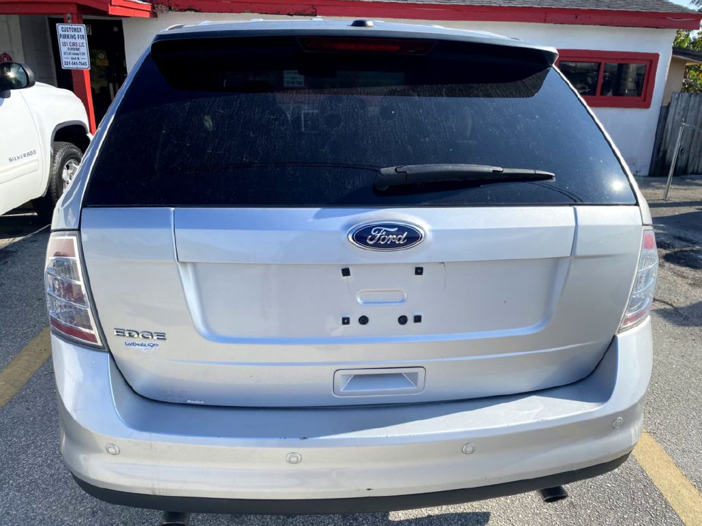 Photo 13 of this FORD EDGE