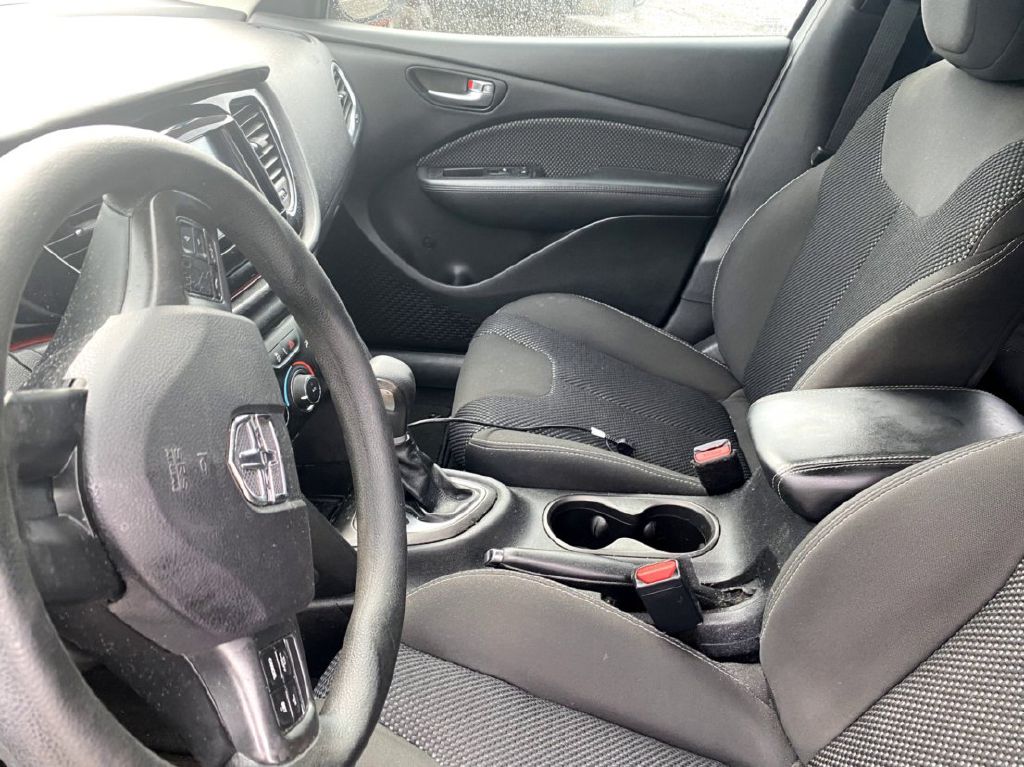 Photo 6 of this DODGE DART