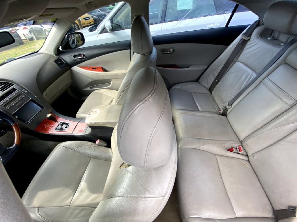Photo 8 of this LEXUS ES