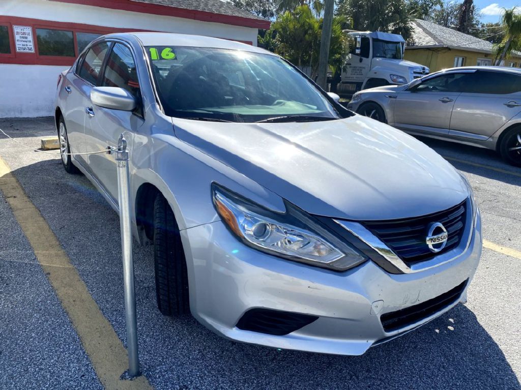 Photo 3 of this NISSAN ALTIMA