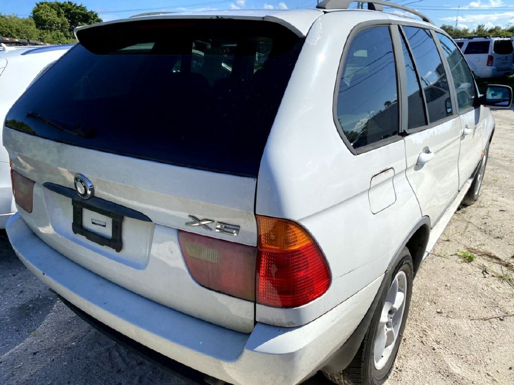 Photo 6 of this BMW X5
