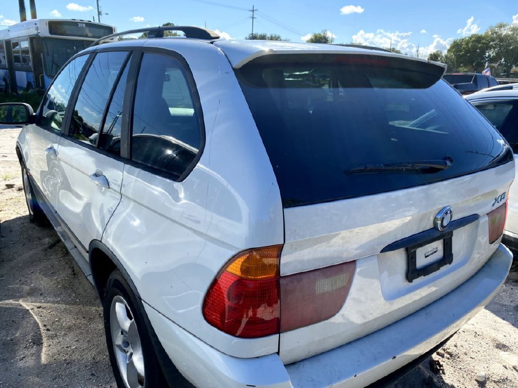 Photo 8 of this BMW X5