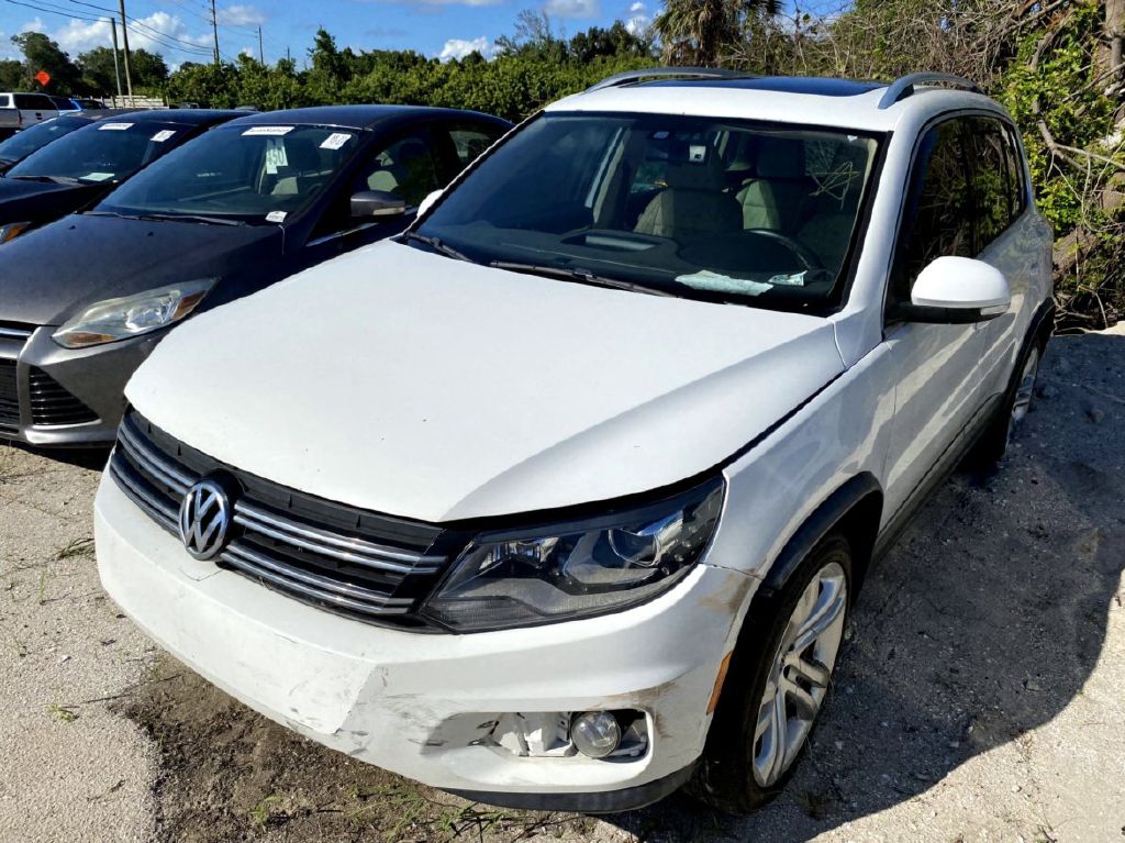 2012 VOLKSWAGEN TIGUAN