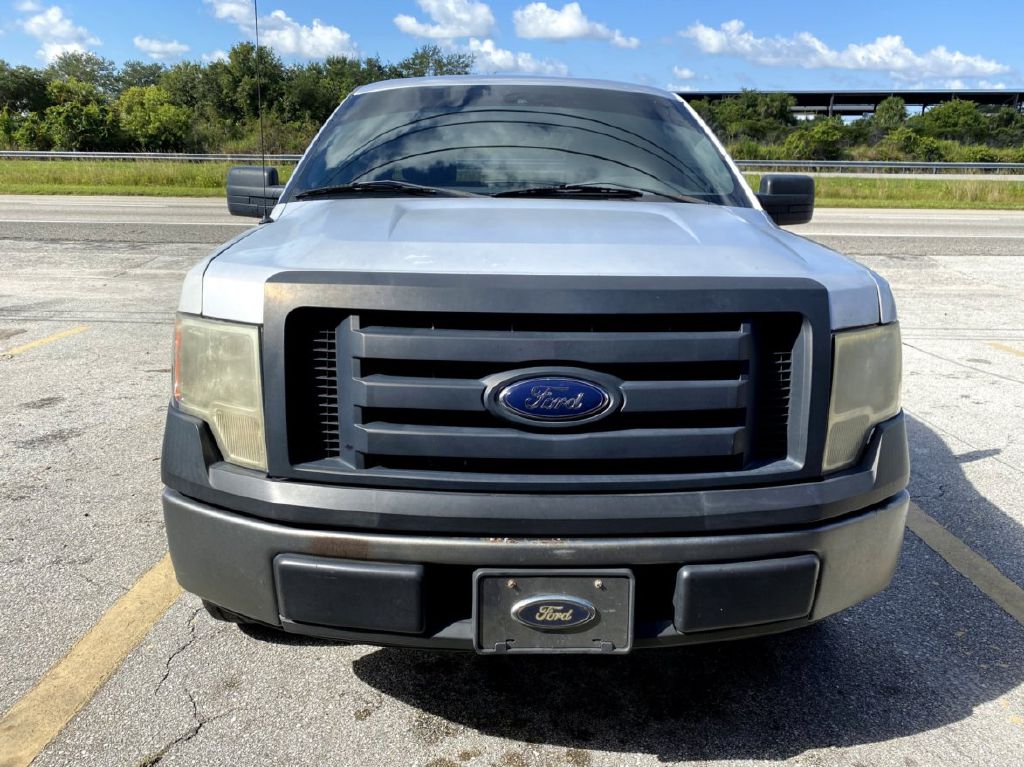 Photo 2 of this FORD F150