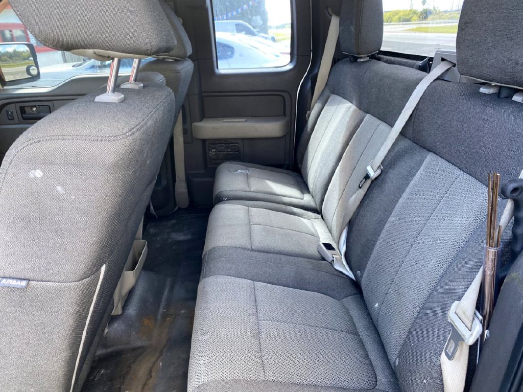 Photo 7 of this FORD F150