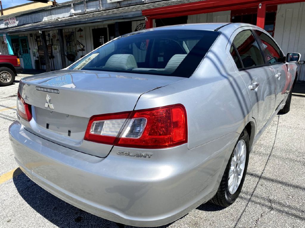 Photo 15 of this MITSUBISHI GALANT