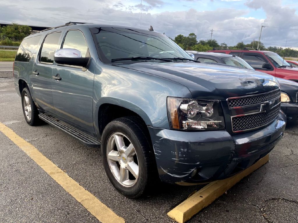 CHEVROLET SUBURBAN 2008 CHEVROLET SUBURBAN 3GNFK16318G182673