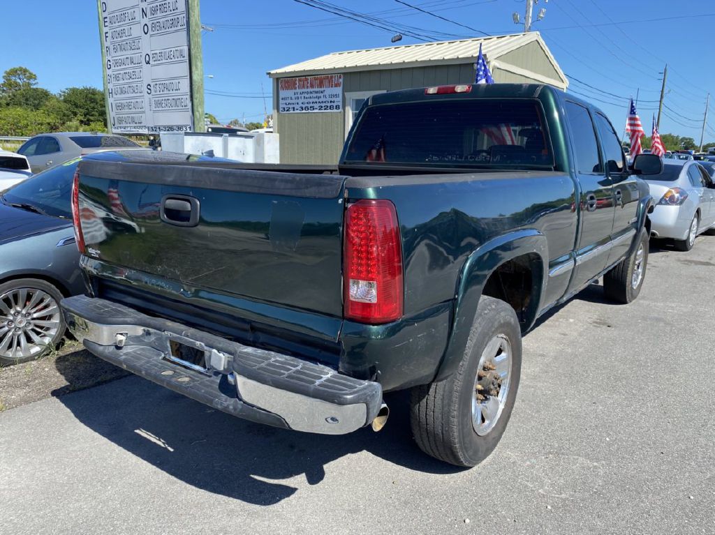Photo 10 of this GMC SIERRA