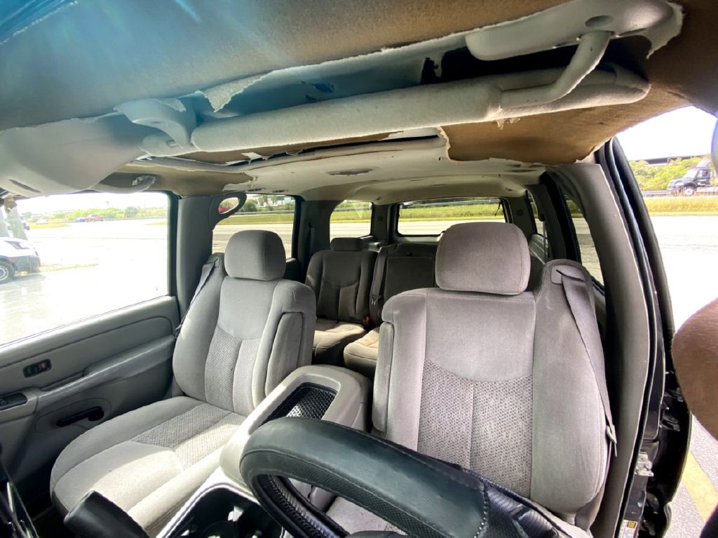 Photo 8 of this CHEVROLET SUBURBAN