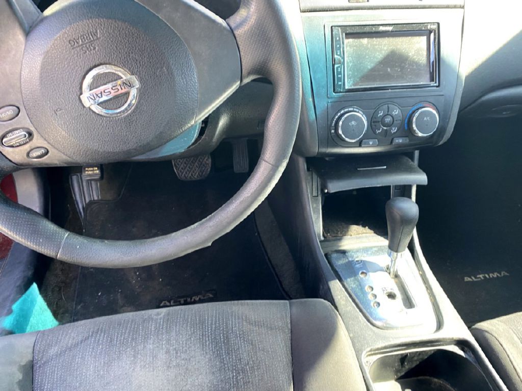 Photo 7 of this NISSAN ALTIMA