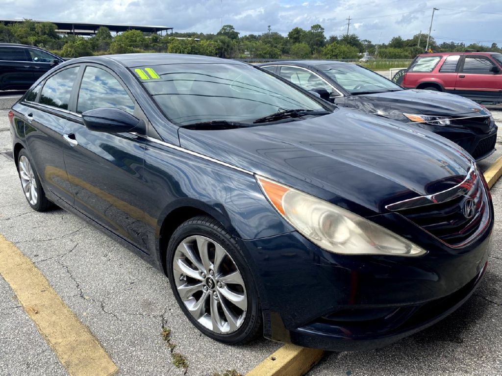 2011 HYUNDAI SONATA