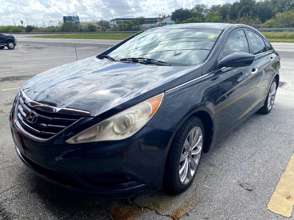 Photo 4 of this HYUNDAI SONATA