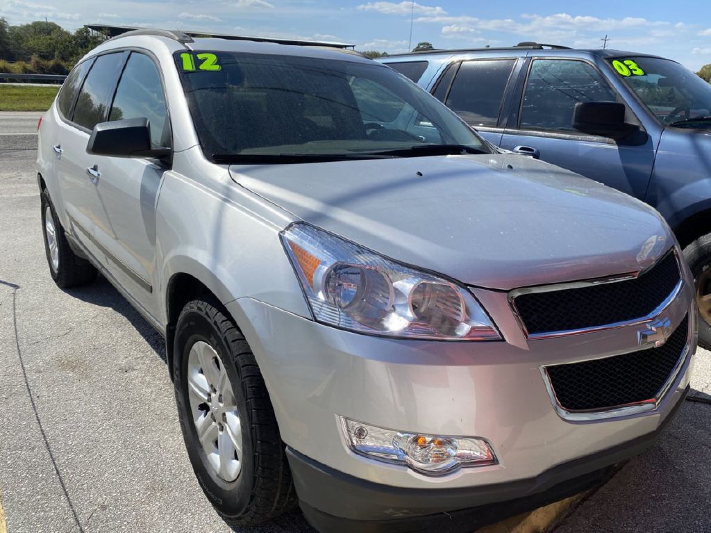 Photo 3 of this CHEVROLET TRAVERSE