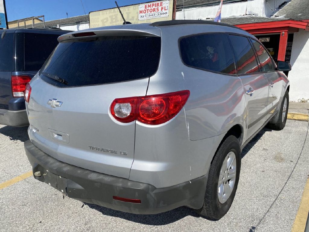 Photo 11 of this CHEVROLET TRAVERSE