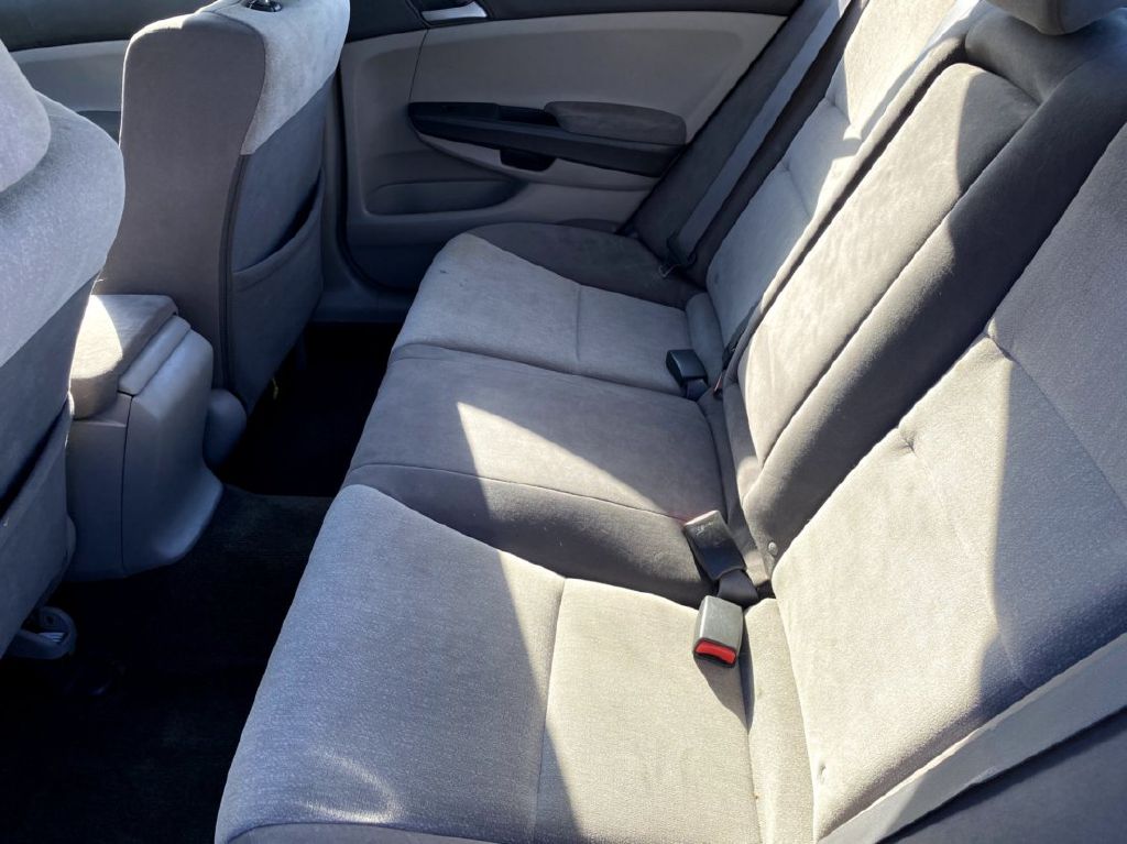 Photo 7 of this HONDA ACCORD