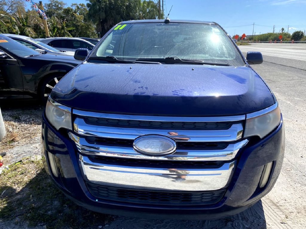 Photo 3 of this FORD EDGE