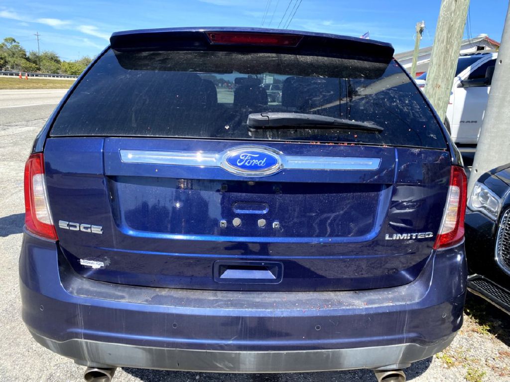 Photo 13 of this FORD EDGE
