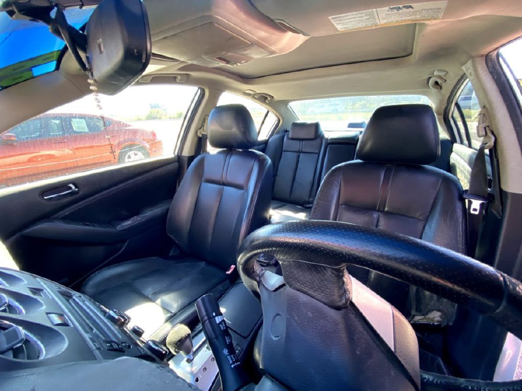 Photo 6 of this NISSAN ALTIMA