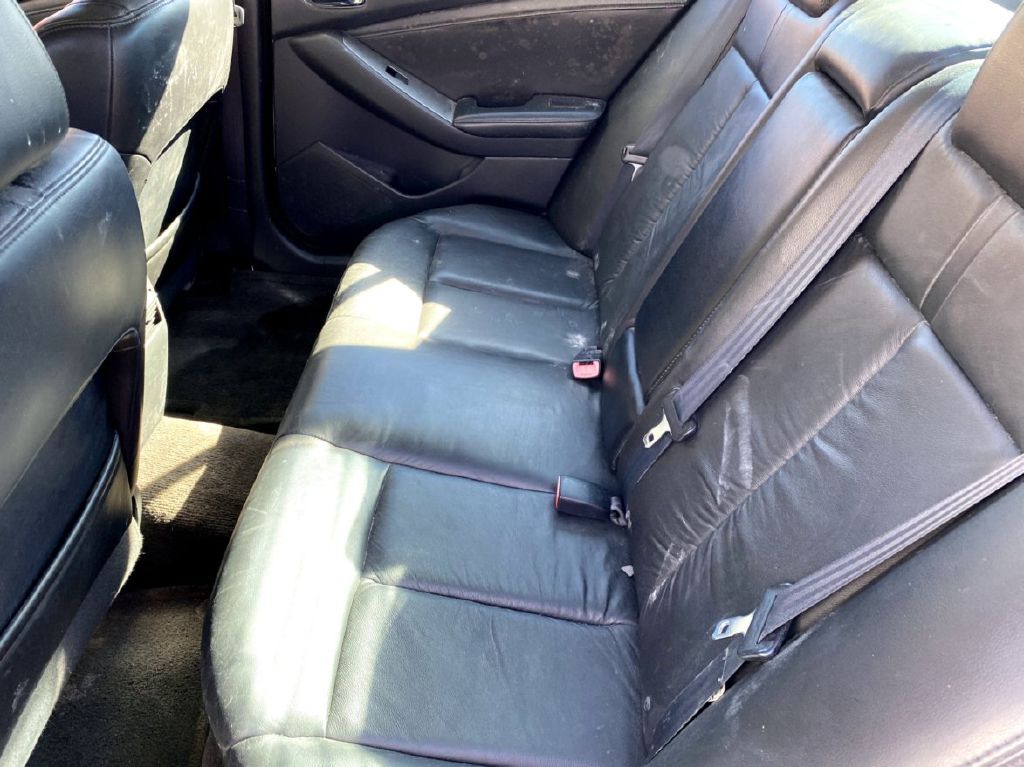 Photo 7 of this NISSAN ALTIMA