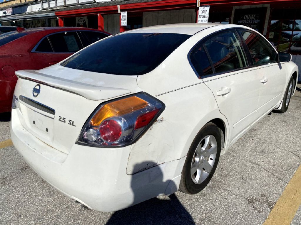 Photo 11 of this NISSAN ALTIMA