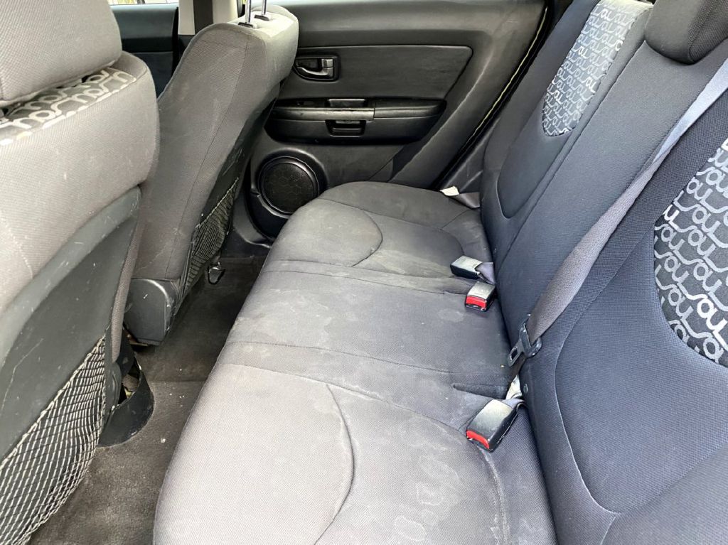 Photo 10 of this KIA SOUL