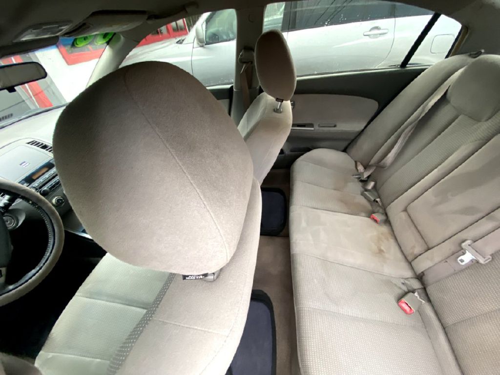 Photo 10 of this NISSAN ALTIMA