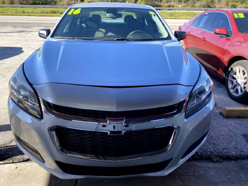 Photo 2 of this CHEVROLET MALIBU LIMITED